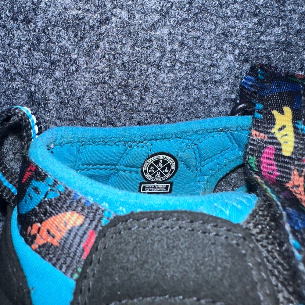 Keen Newport H2 Kids Shoes Size 3 Dinosaur Print Blue Black Water Sandals - Picture 4 of 6